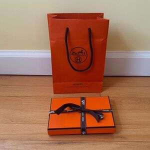 New Hermes Passport holder. Tarmac noir. Complete with original packing.